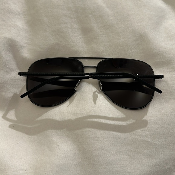 SAINT LAURENT AVIATOR SUNGLASSES - Picture 3 of 5